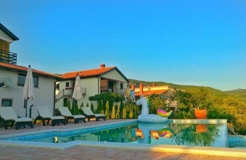 Home Andrea with infinity salty pool - Foto 8