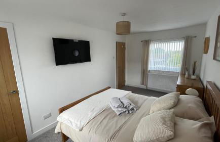 The Den - by Caithness Luxury Apartments NC500 - 2 Bedroom holiday home - Sleeps Work teams upto 2 & holiday makers upto 4 - BUDGET FRIENDLY FOR LONG STAY TRADES - CONTACT US - - Foto 22
