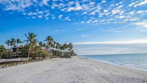 Private Beach Oceanfront Mansion in Naples Luxury - Foto 4