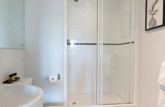Cotels Centro Budget Busting Apartments! CENTRAL LOCATION, PARKING, FIBRE WIFI, SMART TV, FULLY EQUIPPED KITCHEN - Foto 89