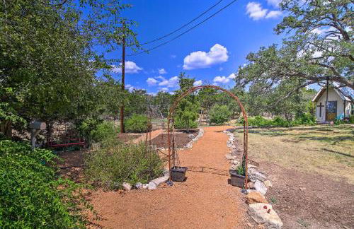 Cozy Texas Retreat with Patio, Grill and Fire Pit! - Foto 20