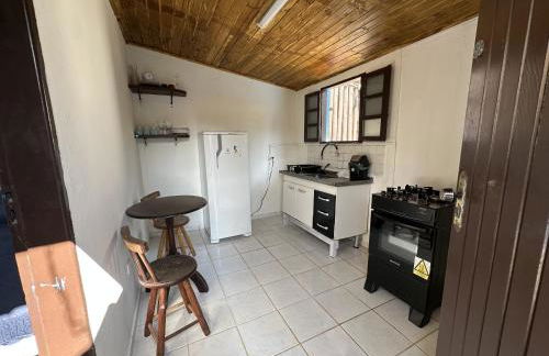 Baleia Pé na Areia - Foto 7