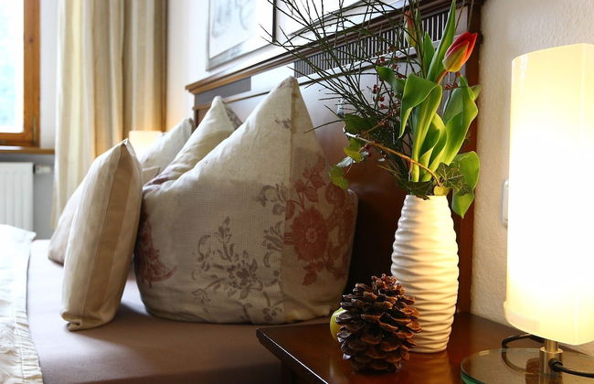 Schloss Weißenburg - Photo 2