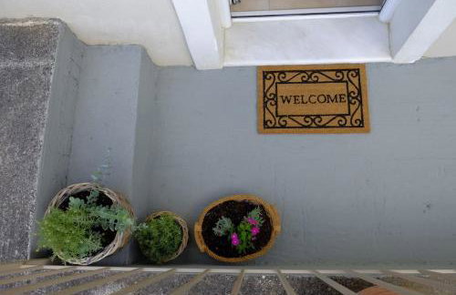 Vintage Garden House - Photo 26