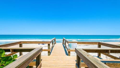 Pelican Beach Retreat! Family Home on Space Coast - Foto 3