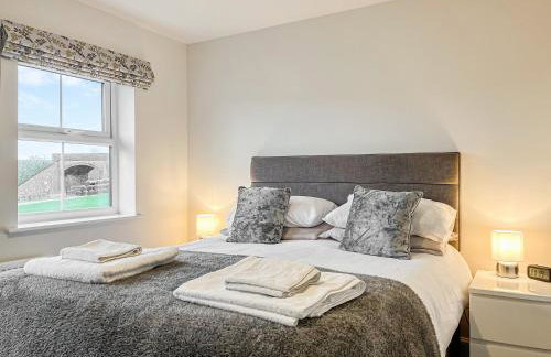 Crawshaw Cottage - Photo 5