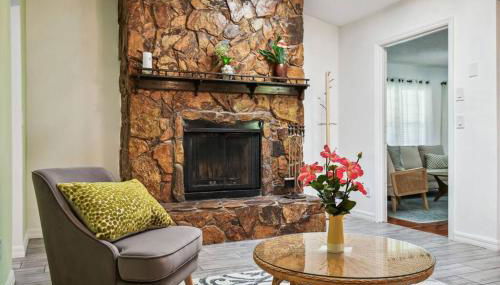 TRANQUILITY! PRIVATE Gated Estate! Boats, RVs OK! Has Separate Apt, Fishing, Hiking, LOW Rates! - Foto 5