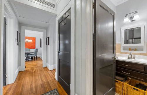 Chic Comfortable 2BR with Porch near Dilworth - Foto 24