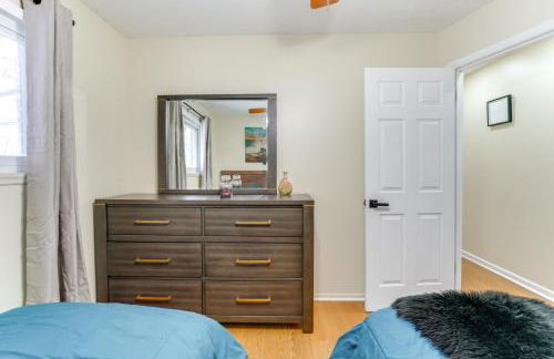 8 Mi to Detroit Zoo Family Home with Game Room - Foto 17