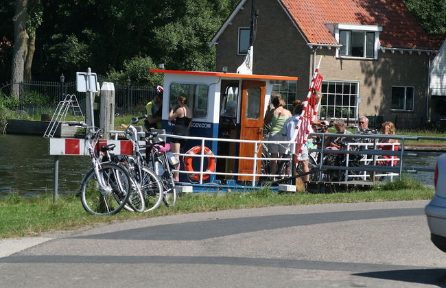 Family Getaway w/ Garden - Photo 37