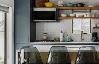 Cozy Bungalow Retreat Walking Distance to Downtown - Photo 22