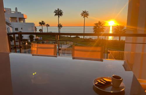 Sunrise Beach Front - Casares del Mar - Photo 1