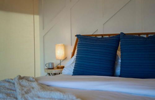 Treehouse Glamping at Pecan Haven W Hot Tub - Foto 30