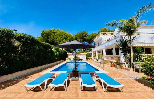 Villa Tesoro, Port Adriano, Sunny South West, Close to Beach, Large Pool, Tennis Court - Foto 5