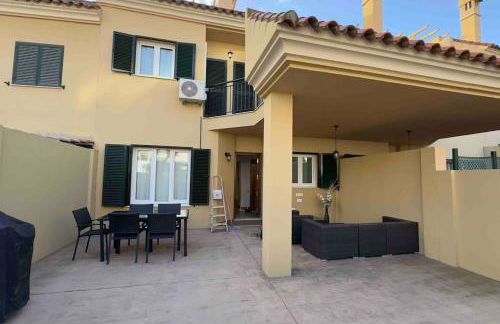 Chalet Adosado Cerca Gibraltar - Foto 8