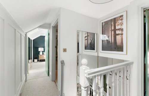 Gorgeous 3 Bedroom, 225 year old cottage - Foto 47