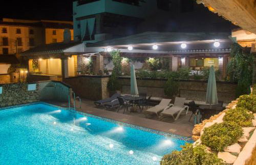 Alhanda Apartahotel - Foto 2