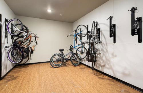 NEW HAPPY TRAIL 2BR CONDO CLOSE TO DOWNTOWN - Foto 30