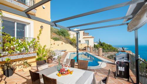 Villa Sol y Mar with heated pool and jacuzzi - Foto 2