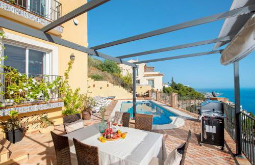 Villa Sol y Mar with heated pool and jacuzzi - Foto 2