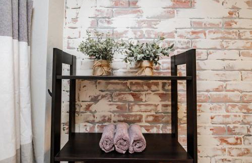 Renovated Bungalow Getaway - Foto 54