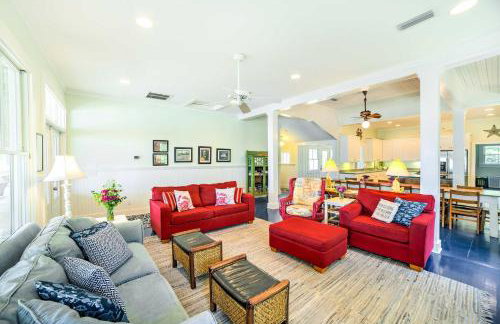 Waterfront Perdido Beach House with Canoes and Kayaks! - Foto 6