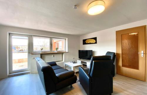 Gemütliche Unterkünfte für längeren Aufenthalt und Monteure inkl Balkon, Waschmaschine, WiFi, Küche und Parkplatz - Foto 5