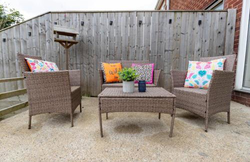 Stunning Bishop Auckland House with 5-bedrooms & 8 Beds Sleeps 12 with Free Parking by PureStay - Foto 52