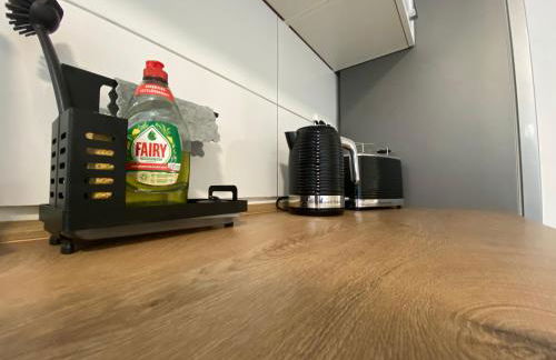 SLEEP WELL Apartments DETMOLD - Tempur Beds- NEU - Top Lage - Free parking - WIFI - Foto 14