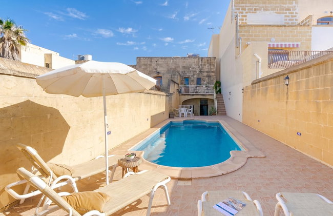 Ta'leli Pool Farmhouse in Gozo - Photo 16