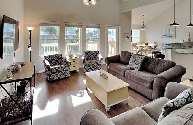 Sol Searcher by Silver Sands Vacation Rentals - Photo 11