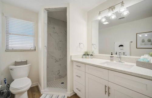 Spacious home With Heated Pool 3 miles from IMG! - Foto 22