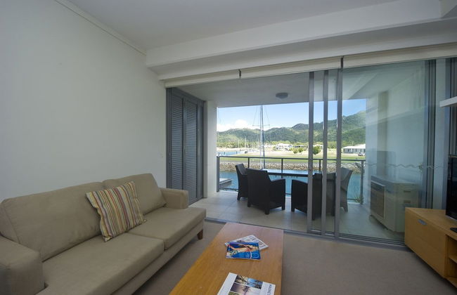 Blue on Blue Superior Studio Room 1241 - Photo 6