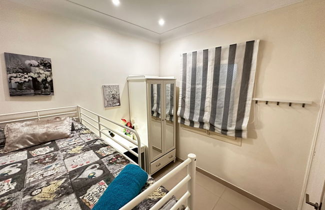 Rooms Gran Via - Photo 16