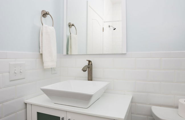 Giles Ave 6 Bedroom Gem - Foto 20