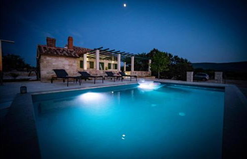 Lovely Home In Pucisca - Praznica - Foto 9