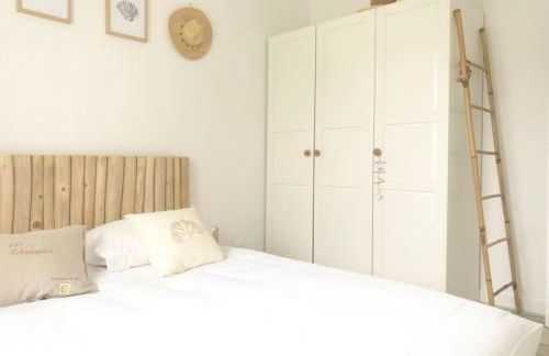 Cabane De Brice à Ares avec piscine - Foto 16