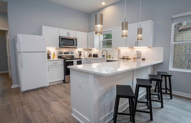 Your Dream Stay 4BR 2BA Near Downtown Riverwalk - Foto 6