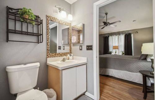 FABULOUS New Decor, Near Dis, Fireplace, Star Wars Children's BR, Next To Pool, LOW rates! - Foto 47