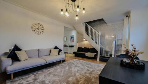 Beautiful Large 3 Bed 2 Bath Flat, Free Parking - Foto 1