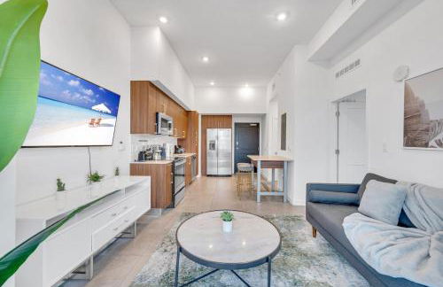 Modern Unit in Downtown Miami With Free Parking - Photo 7