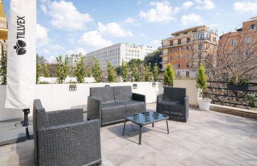 Elegantis Aventino Charming Flat with Private Terrace - Colosseo, Metro and Circo Massimo Nearby - Photo 32