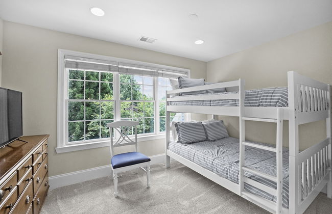 Make a Big Splash in 7BR Lake Norman Home! - Foto 10