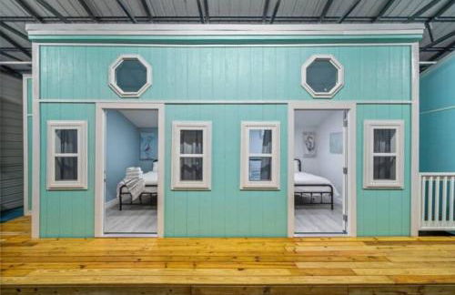 Gorgeous Home with Huge Private Pool and Game Room - Foto 45