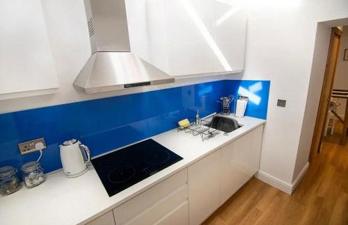 Seafront Cottage - The Nook - Photo 10