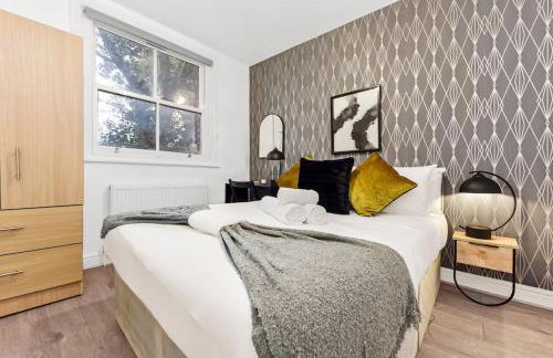 Charming 3BR Flat with Ensuite Master and Balcony - Foto 12