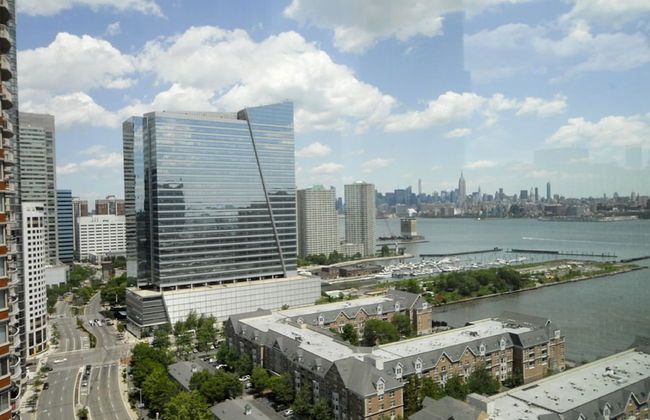 Global Luxury Suites at Newport - Foto 69