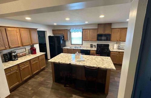 3 Bedroom in Hocking Hills w King Bed Logan Ohio - Foto 43