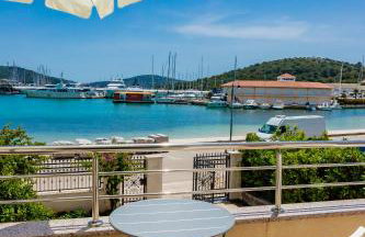 Apartments Mikulić - Photo 1