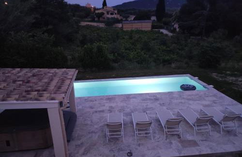 Terre de Lumière - Foto 16